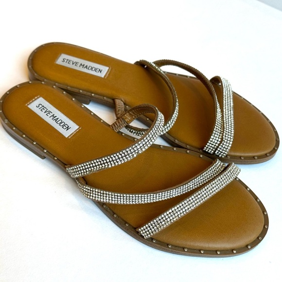 Steve Madden Strappy Glam Silver Rhinestone Flat Sandals Sz 8 - Picture 3 of 6